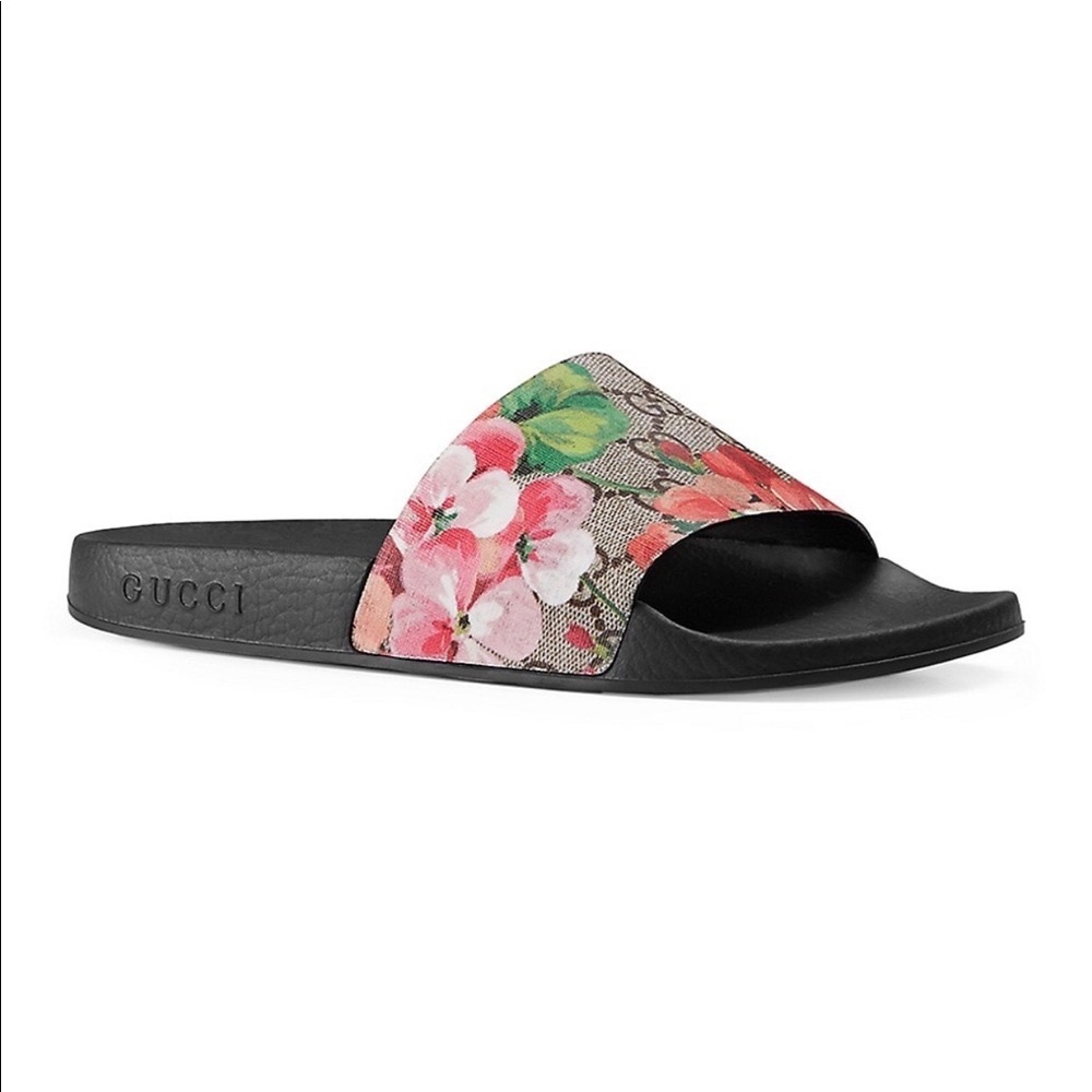 Gucci Bloom Supreme Slide Sandals - Brand new , never worn . Size 5 available